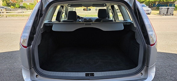 Ford Focus 15 of 15