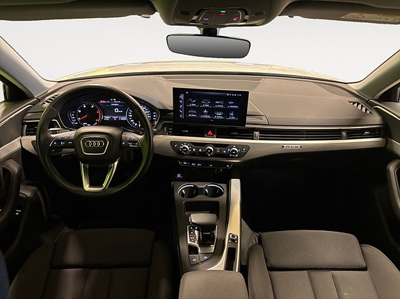 Audi A4 9 of 24