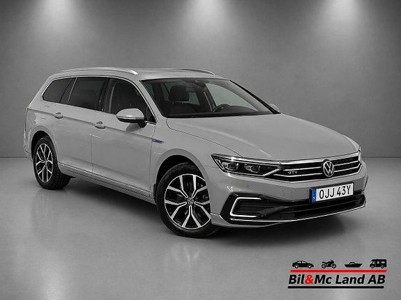Volkswagen Passat 6 of 25