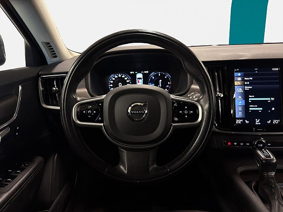 Volvo V90 Cross Country 18 of 26