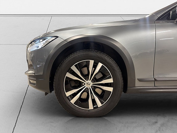 Volvo V90 Cross Country 23 of 26