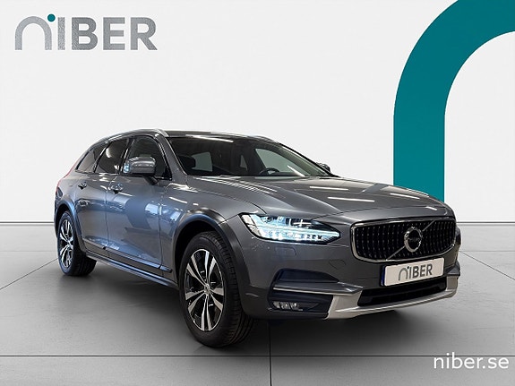 Volvo V90 Cross Country 3 of 26
