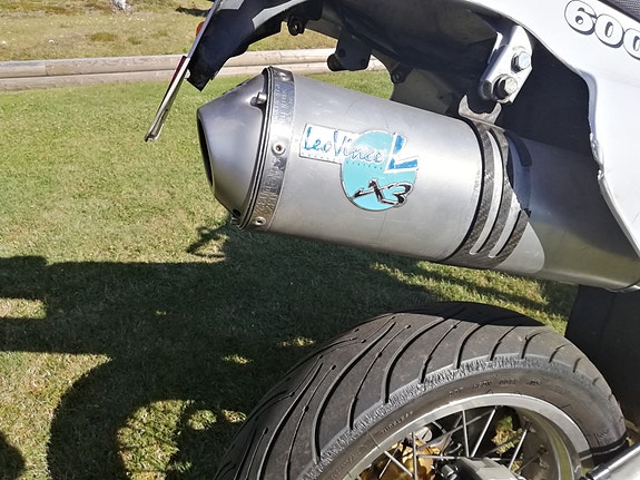 Yamaha Motard 5 of 7