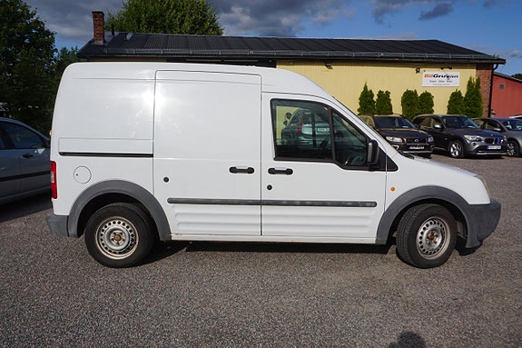 Ford Transit Connect 2 of 7