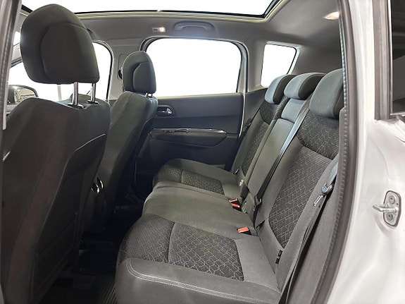 Peugeot 3008 9 of 23