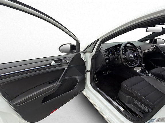 Volkswagen Golf I 11 of 30