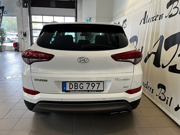 Hyundai Tucson 4 of 9