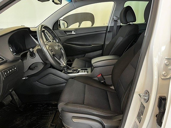 Hyundai Tucson 8 of 9