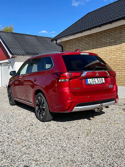 Mitsubishi Outlander 4 of 6