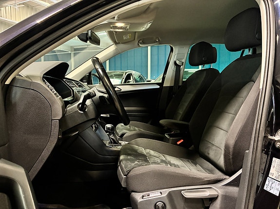 Volkswagen Tiguan 16 of 30