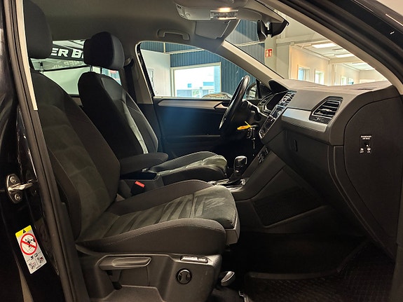 Volkswagen Tiguan 15 of 30