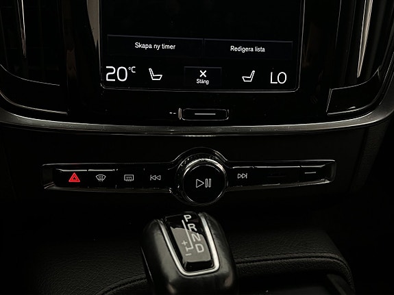 Volvo V90 21 of 30