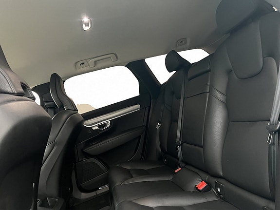 Volvo V90 25 of 30