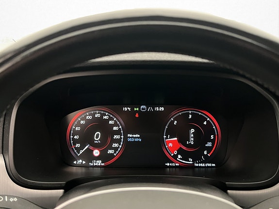 Volvo V90 13 of 30