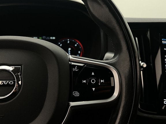 Volvo V90 14 of 30