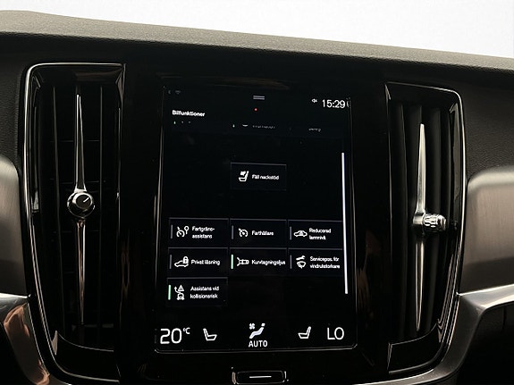 Volvo V90 17 of 30