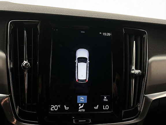 Volvo V90 18 of 30
