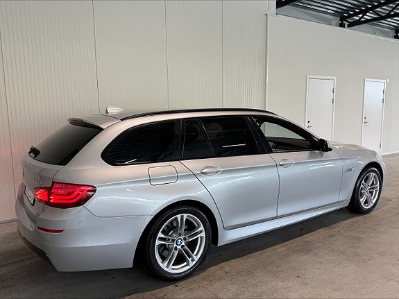 BMW 520 3 of 24