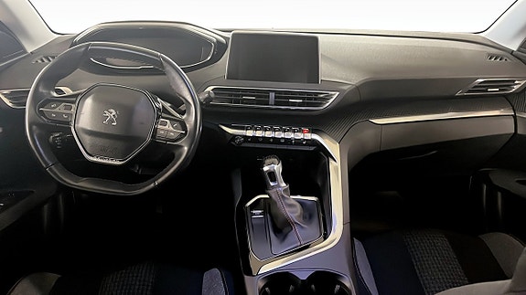 Peugeot 3008 10 of 12