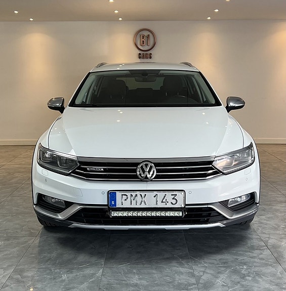 Volkswagen Passat Alltrack 6 of 25