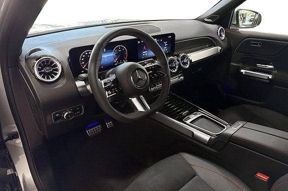 Mercedes-Benz GLB220 d 6 of 12