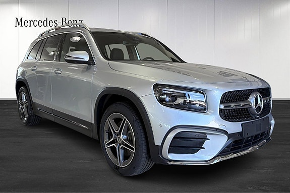 Mercedes-Benz GLB220 d 2 of 12