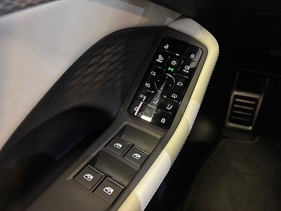 Audi A6 11 of 15