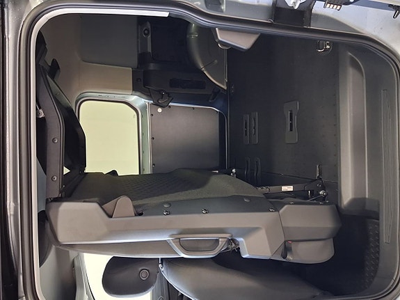 Volkswagen Caddy Maxi 9 of 12