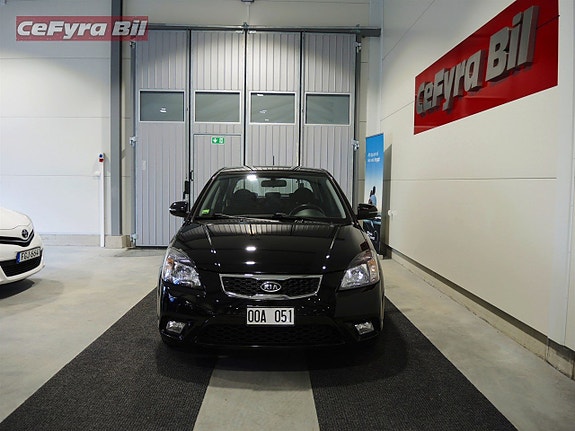 Kia Rio 2 of 14
