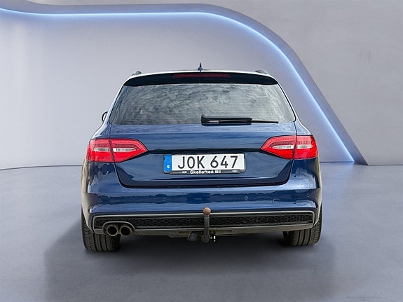 Audi A4 5 of 21