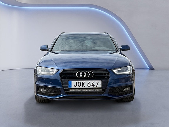 Audi A4 9 of 21