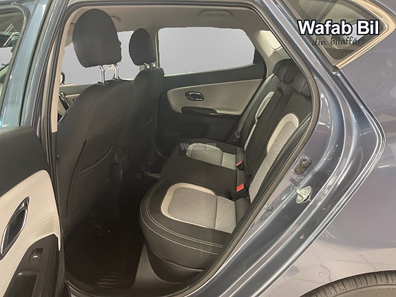 Kia Ceed 9 of 14