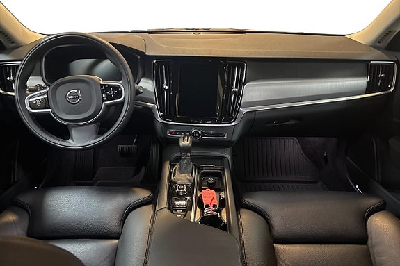Volvo V90 9 of 16