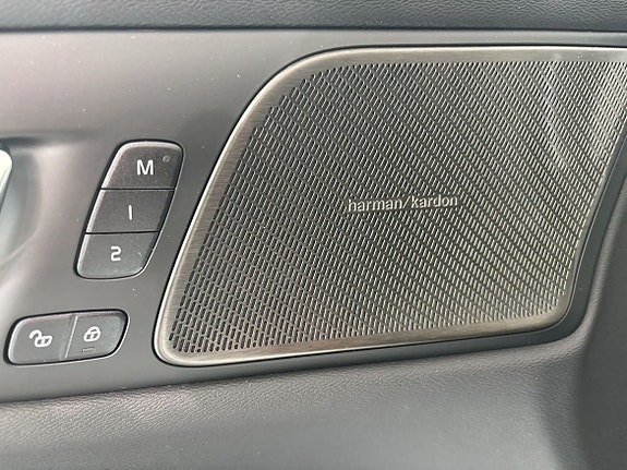Volvo V60 12 of 13