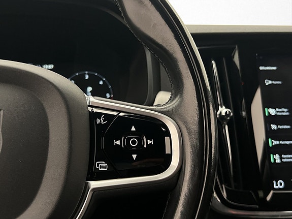 Volvo V90 Cross Country 17 of 28