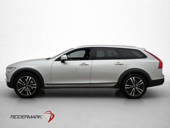 Volvo V90 Cross Country 4 of 28