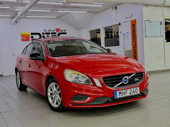 Volvo S60 8 of 24