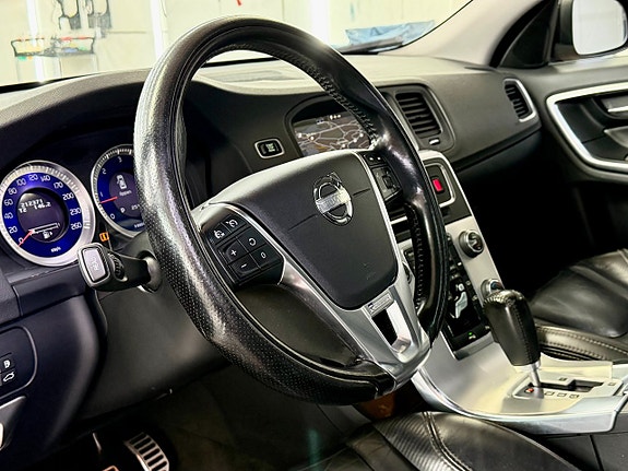 Volvo S60 12 of 24