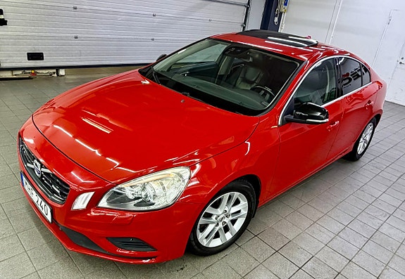 Volvo S60 3 of 24