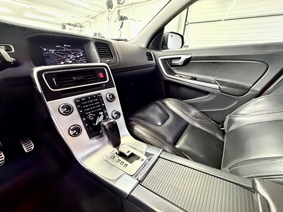 Volvo S60 17 of 24
