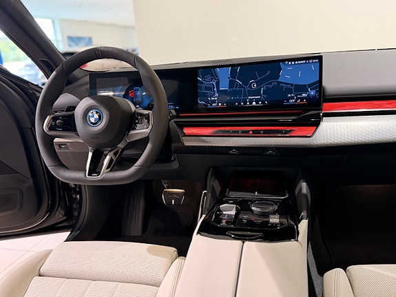 BMW 530e 8 of 13