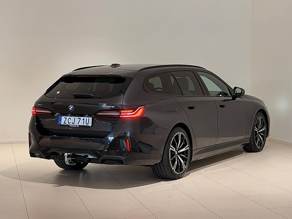 BMW 530e 12 of 13