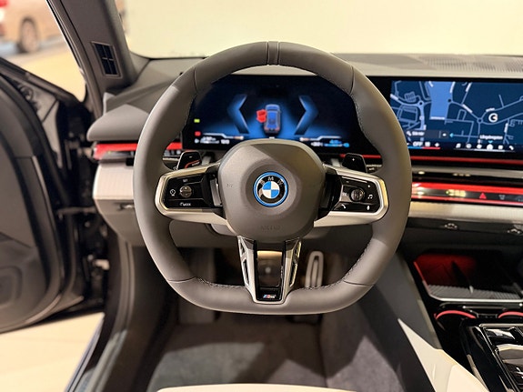 BMW 530e 9 of 13