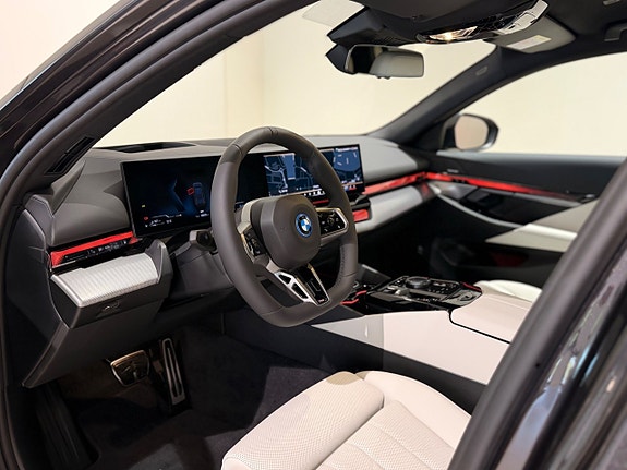 BMW 530e 3 of 13