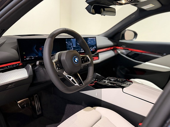 BMW 530e 5 of 13