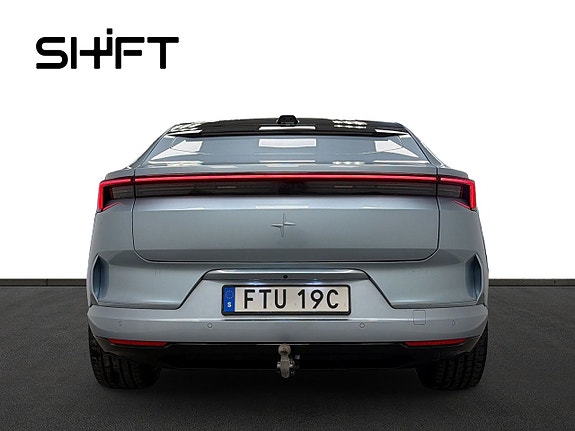 Polestar 4 6 of 24