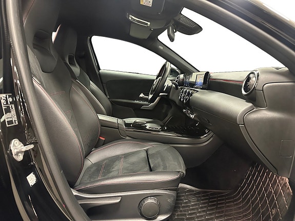 Mercedes-Benz A180 12 of 15