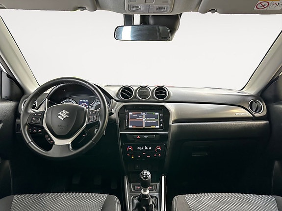Suzuki Vitara 11 of 26