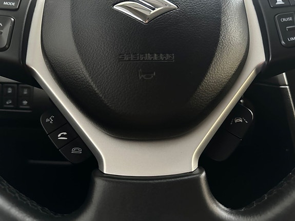 Suzuki Vitara 25 of 26