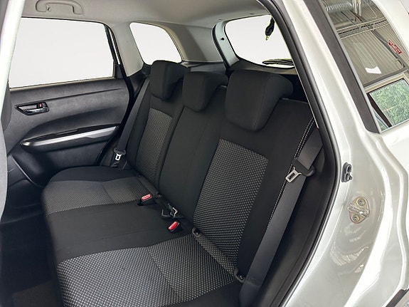 Suzuki Vitara 15 of 26